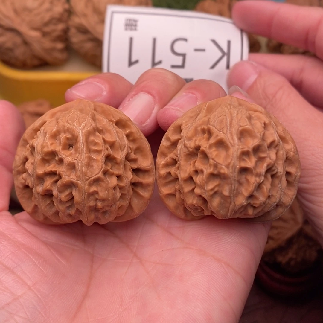 桃核把件宫灯40….