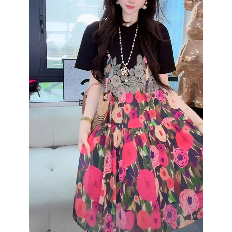 假两件碎花连衣裙女2025夏季新款蕾丝拼接时尚气质设计感减龄裙子