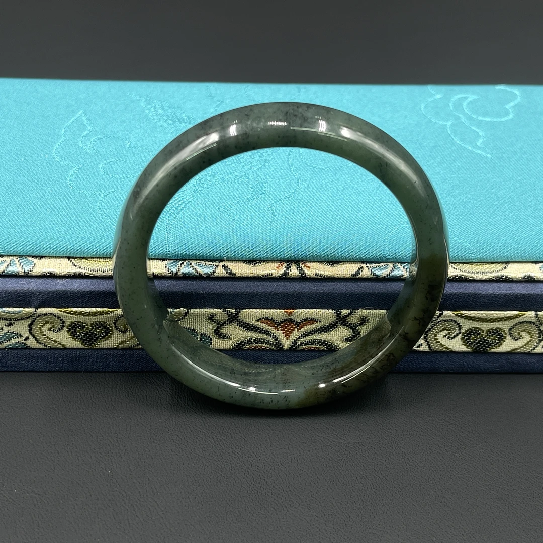 1218GY045和田玉手镯