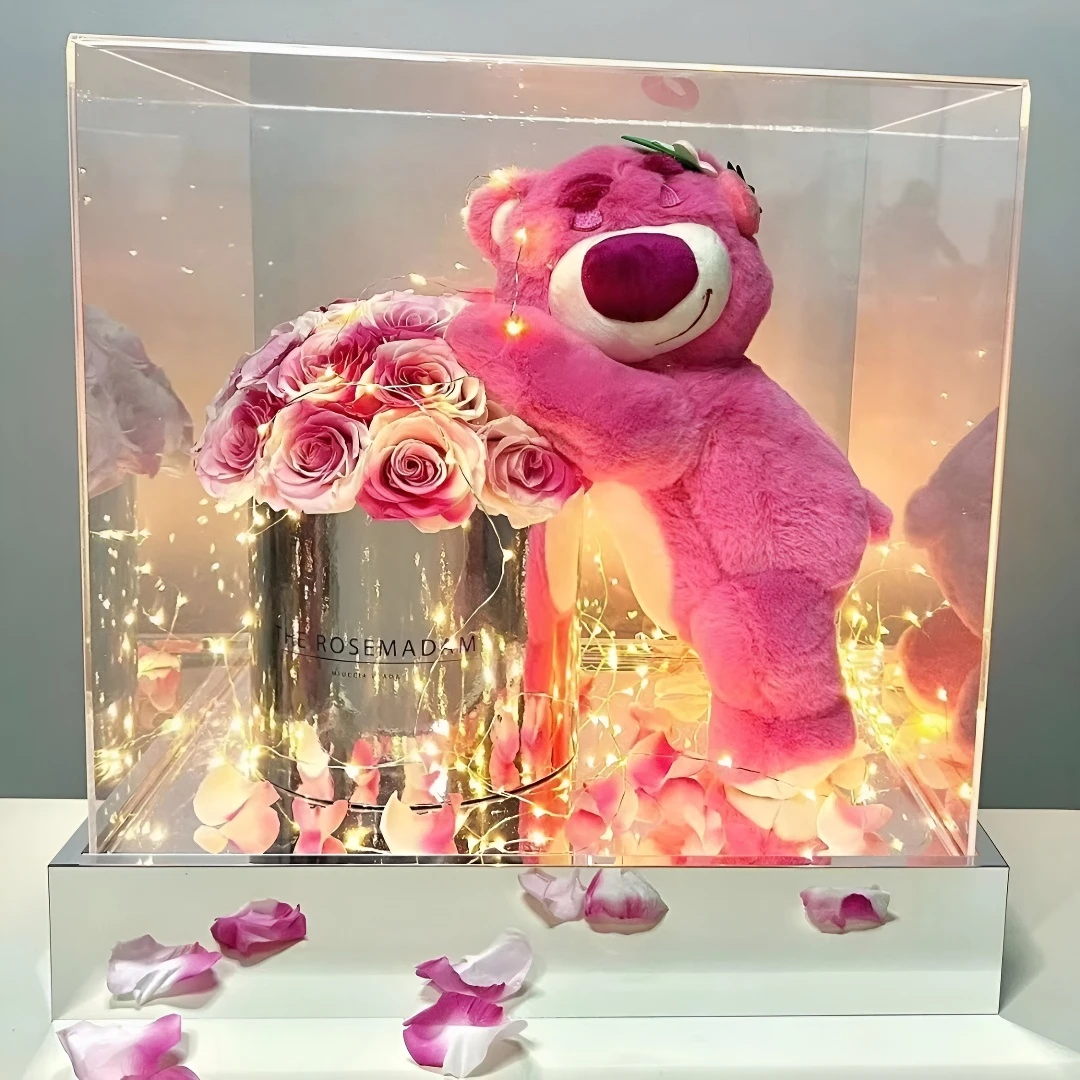 生日礼物送女生草莓熊玫瑰永生花礼盒花束创意浪漫情人节圣诞礼物