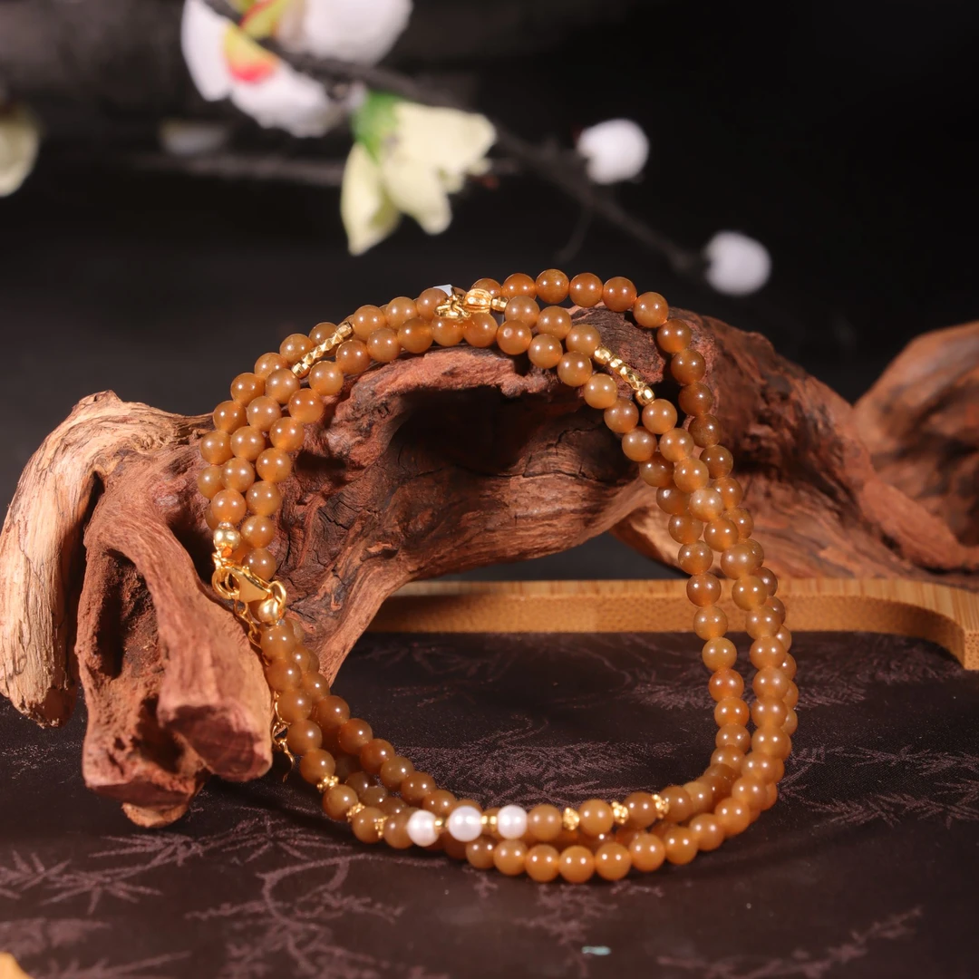 lot8801和田玉且末糖珠链/云南典藏