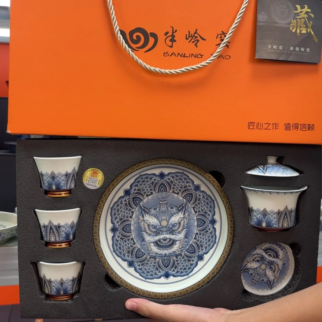 悬停和调整了一些不利于