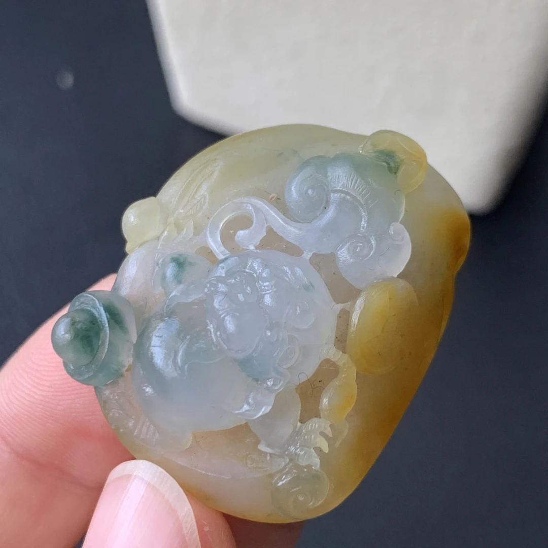 缅甸天然定制翡翠
