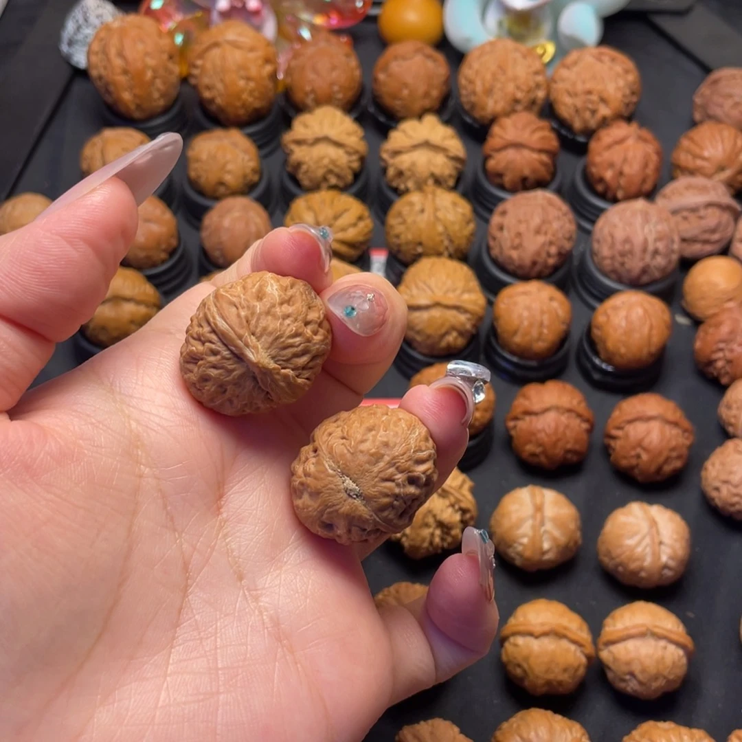 冠***奇文玩核桃吊坠。。。。。。。