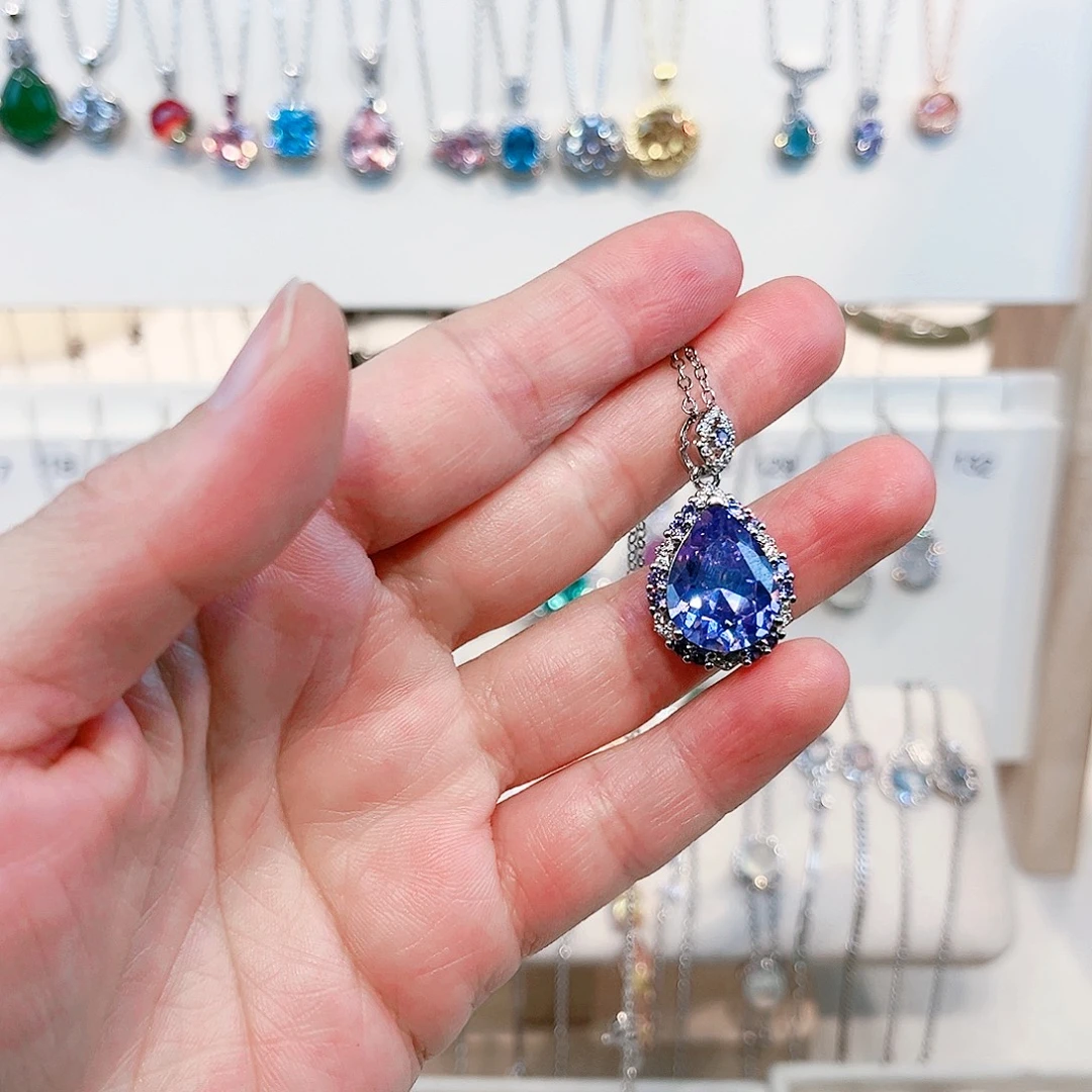 浪***子紫晶吊坠(赠链)铂Pt950镶嵌