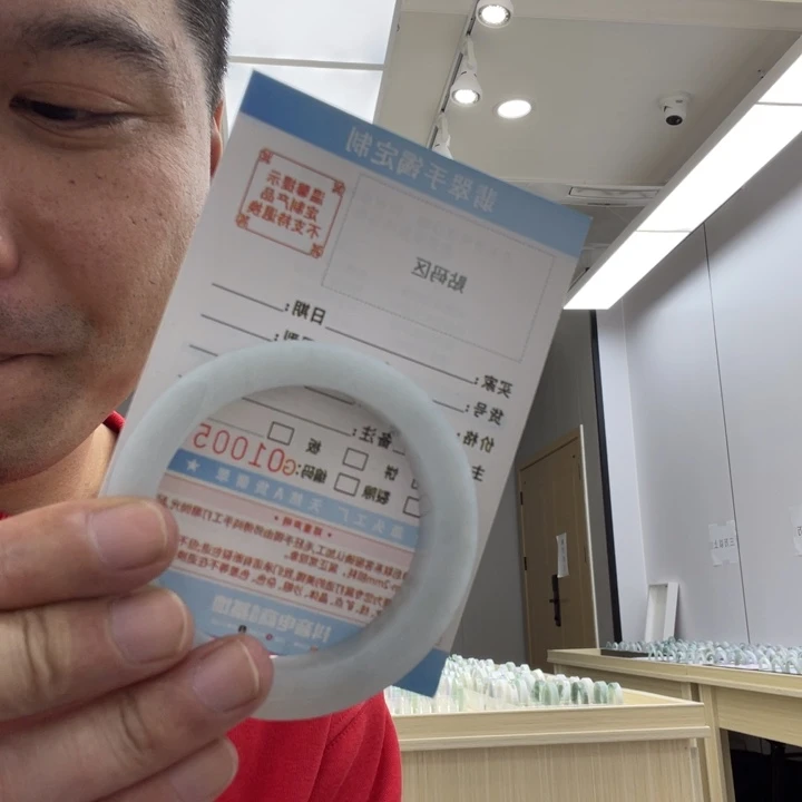 …***弟定制翡翠未镶嵌A货翡翠手镯