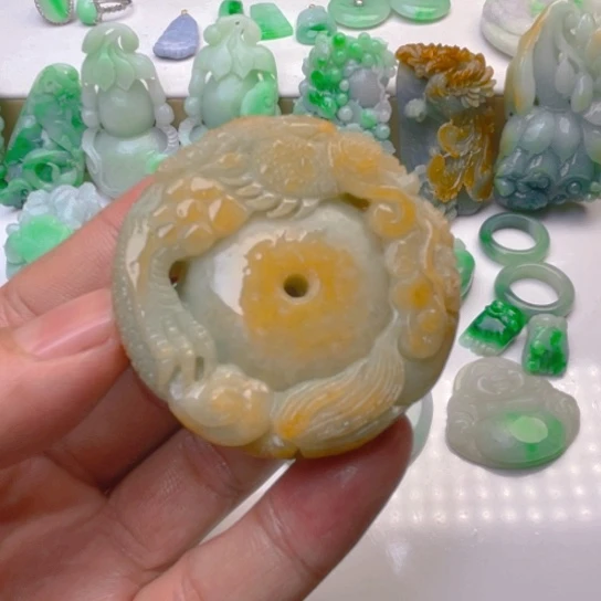 定制翡翠未镶嵌翡翠