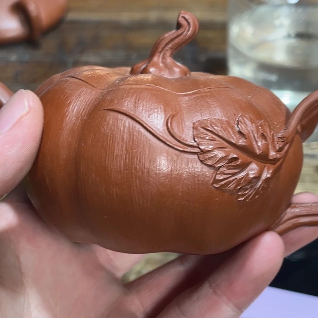 茶壶紫砂紫砂的味道很