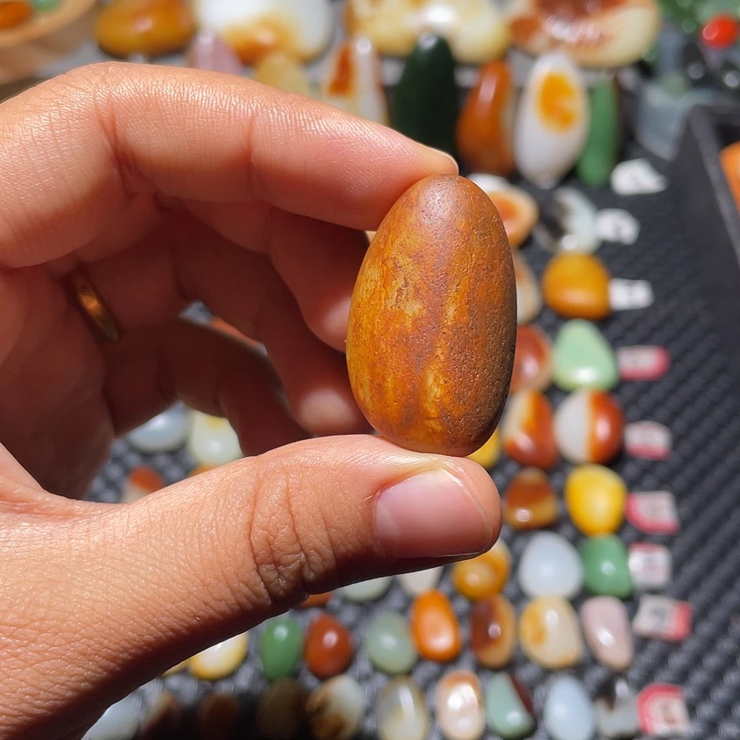 定制和田玉未镶嵌挂件