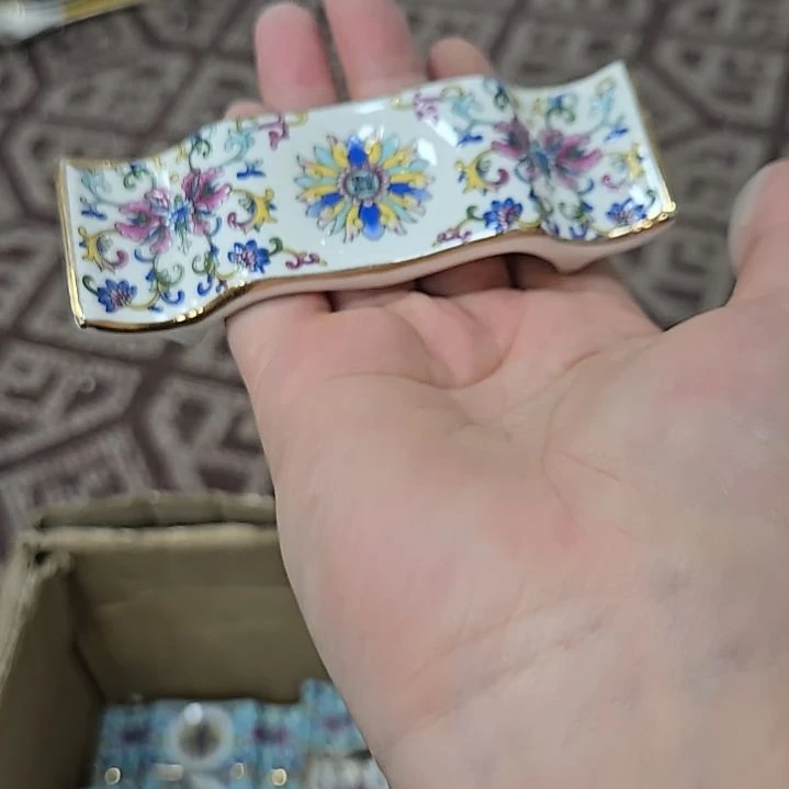 瓷片微瑕珐琅彩筷子架3用6个6666