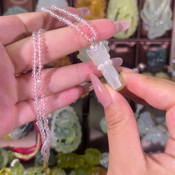 蛇纹石玉合金颈饰触*