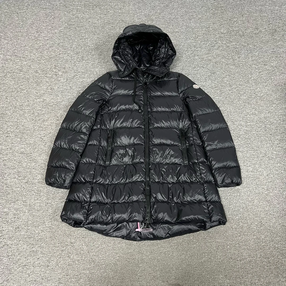 99新 MONCLER 蒙口 suyen 羽绒服2码