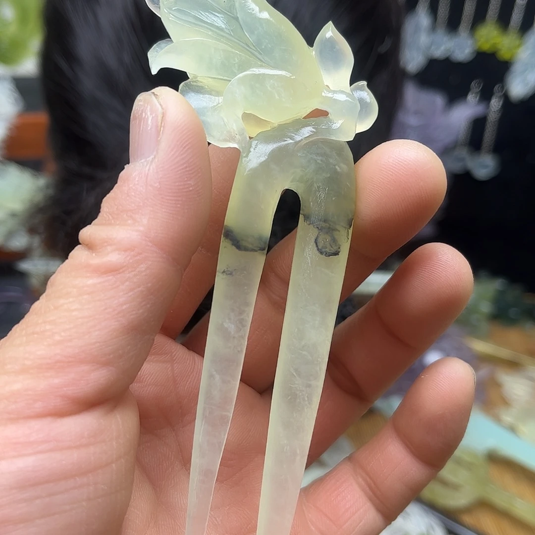 蛇纹石玉未镶嵌岫玉