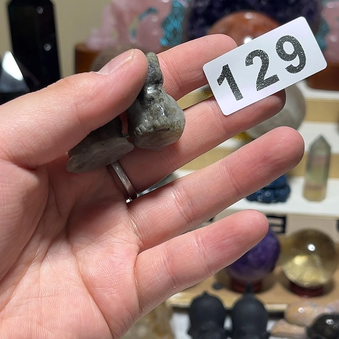 未镶嵌水晶大型摆件（非配饰）