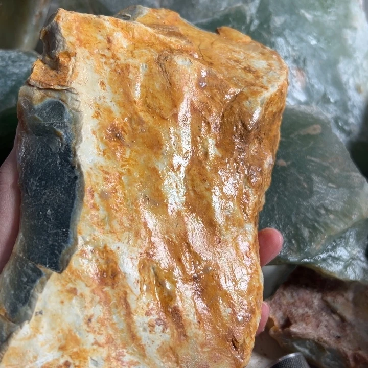 徐***岗蛇纹石玉未镶嵌天然岫玉多样性发一