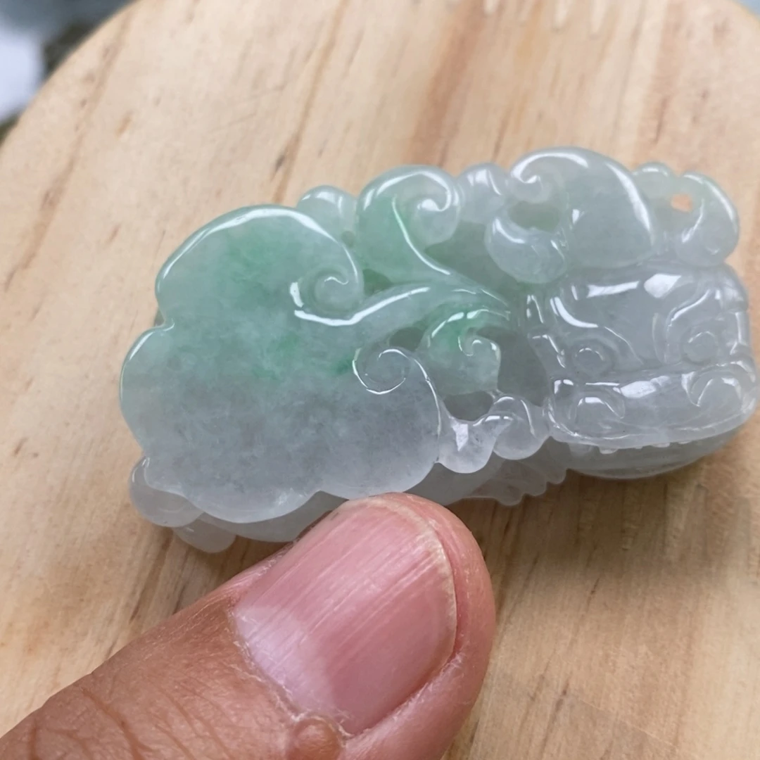 翡翠未镶嵌颈饰多人霸王貔貅吊坠