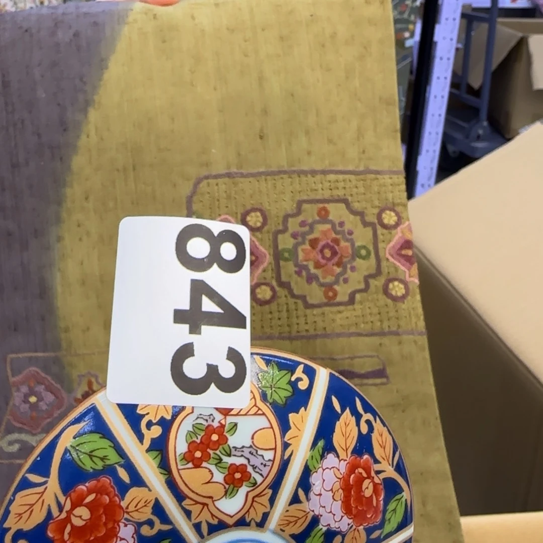 手工艺品琉璃是**呀小雨