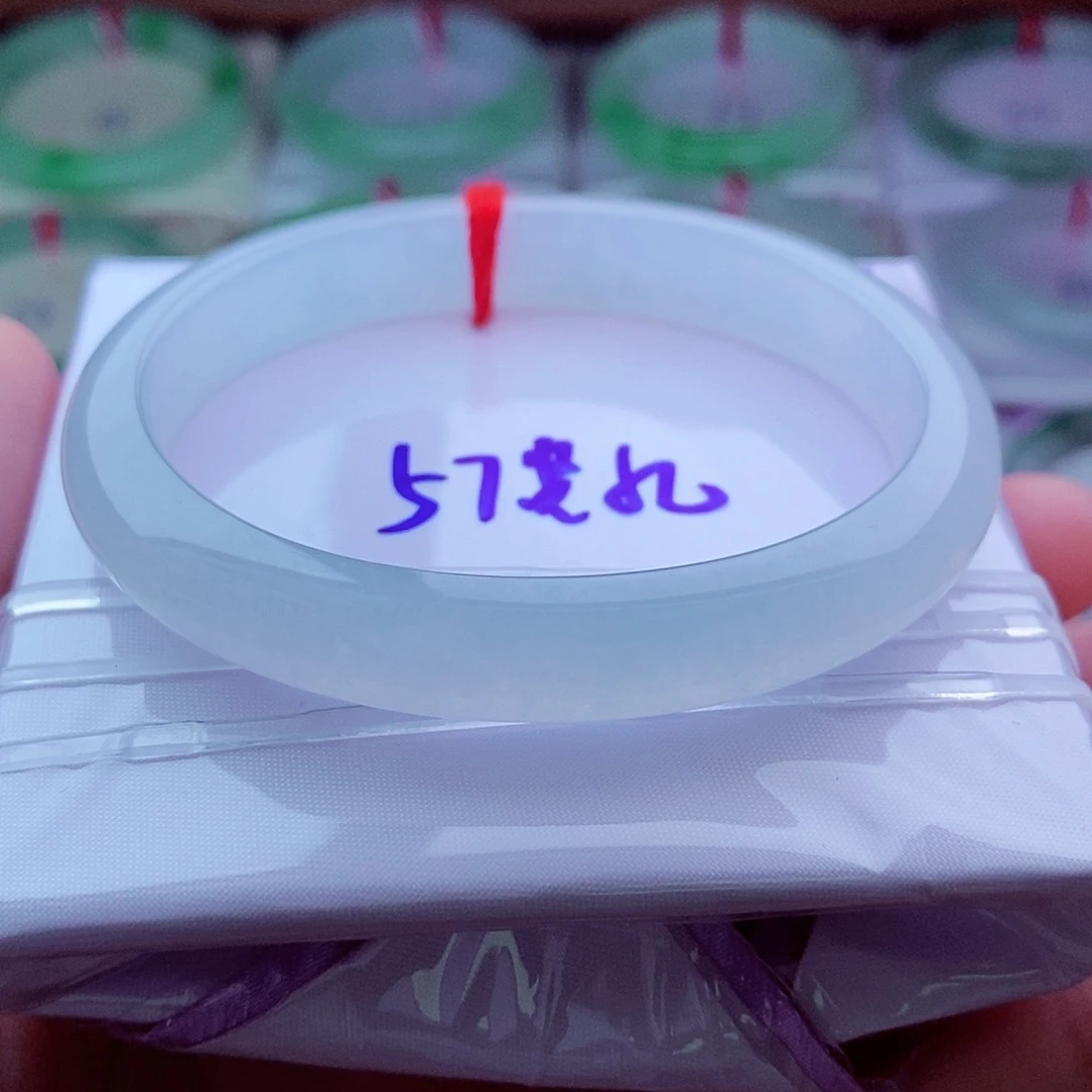 翡翠未镶嵌手镯（贵妃镯）冰白月光 干净清爽 3号