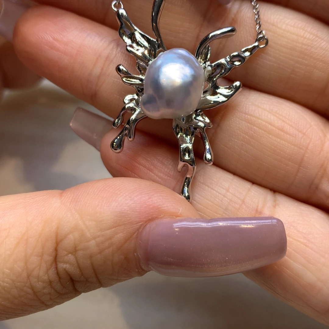 颈饰银S925镶嵌海水珍珠