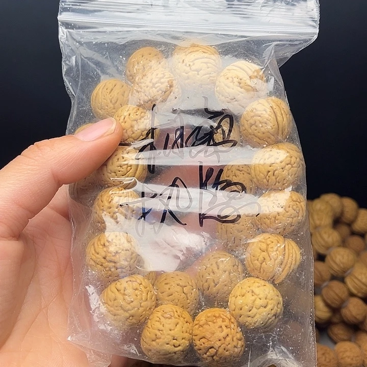 相***隐桃核吊坠桃核手串