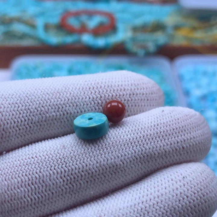 南红玛瑙未镶嵌珠宝奇石