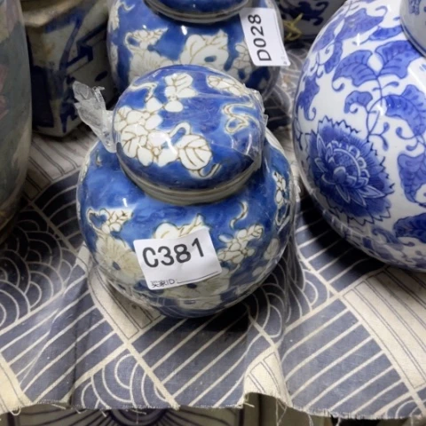 陶瓷制品有瑕疵处里
