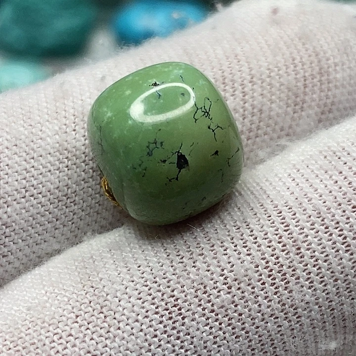 绿松石未镶嵌天然原矿 地大质检13.1×12mm