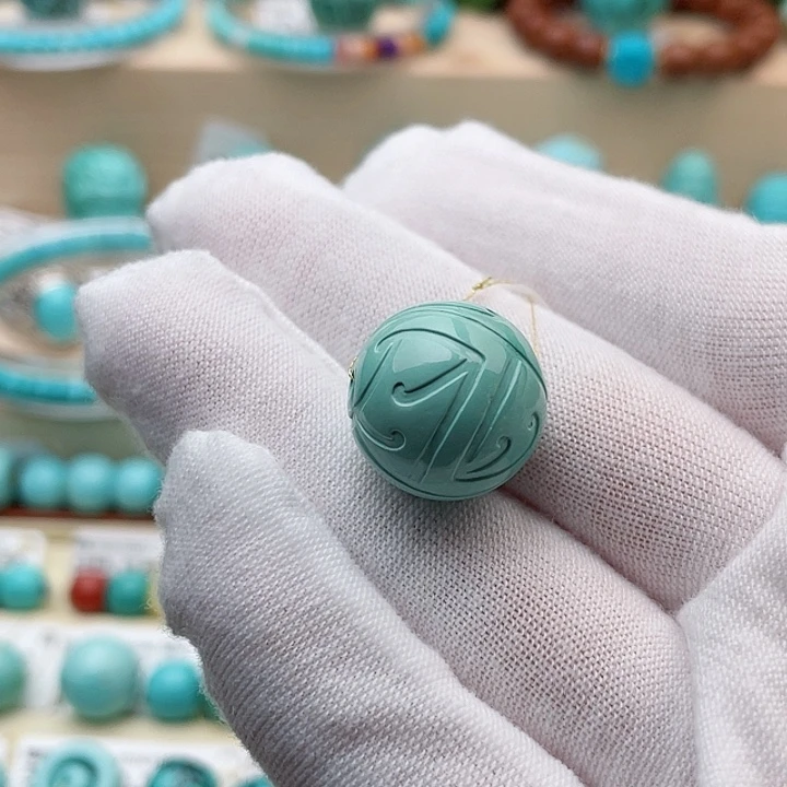 绿松石配饰未镶嵌