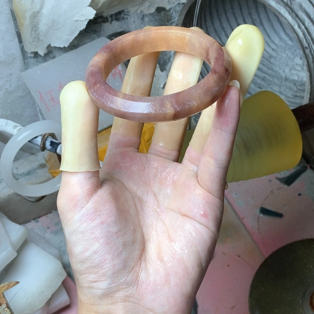 天***云未镶嵌手镯石英质玉（金丝玉）定制不退换