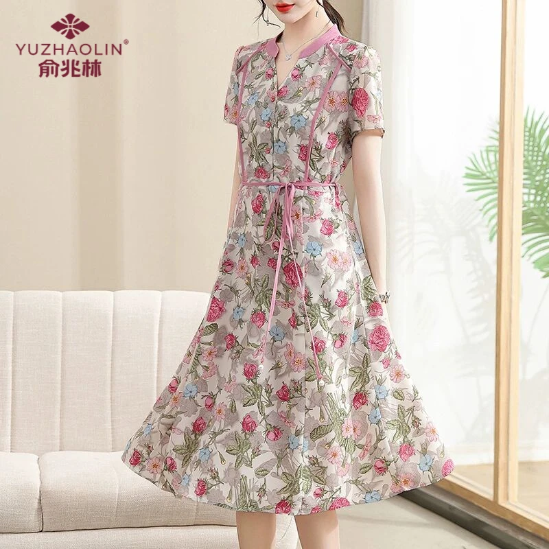 俞兆林妈夏季短袖裙子中年女洋气中老年气质碎花小个子雪纺连衣裙
