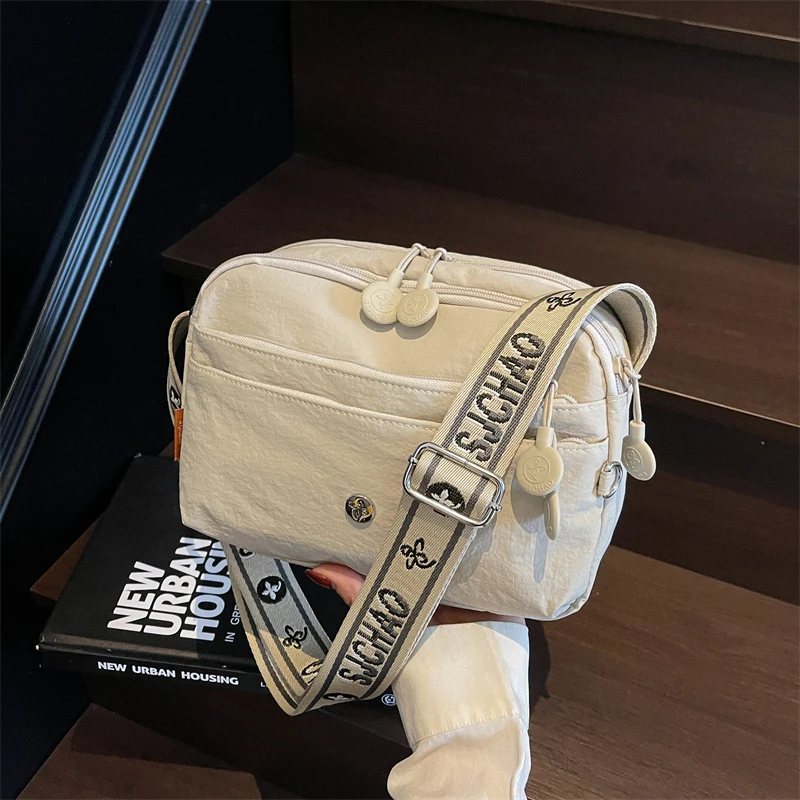 时尚背包网红单肩斜挎包女学生多隔层学院风纯色街头小包包女小众