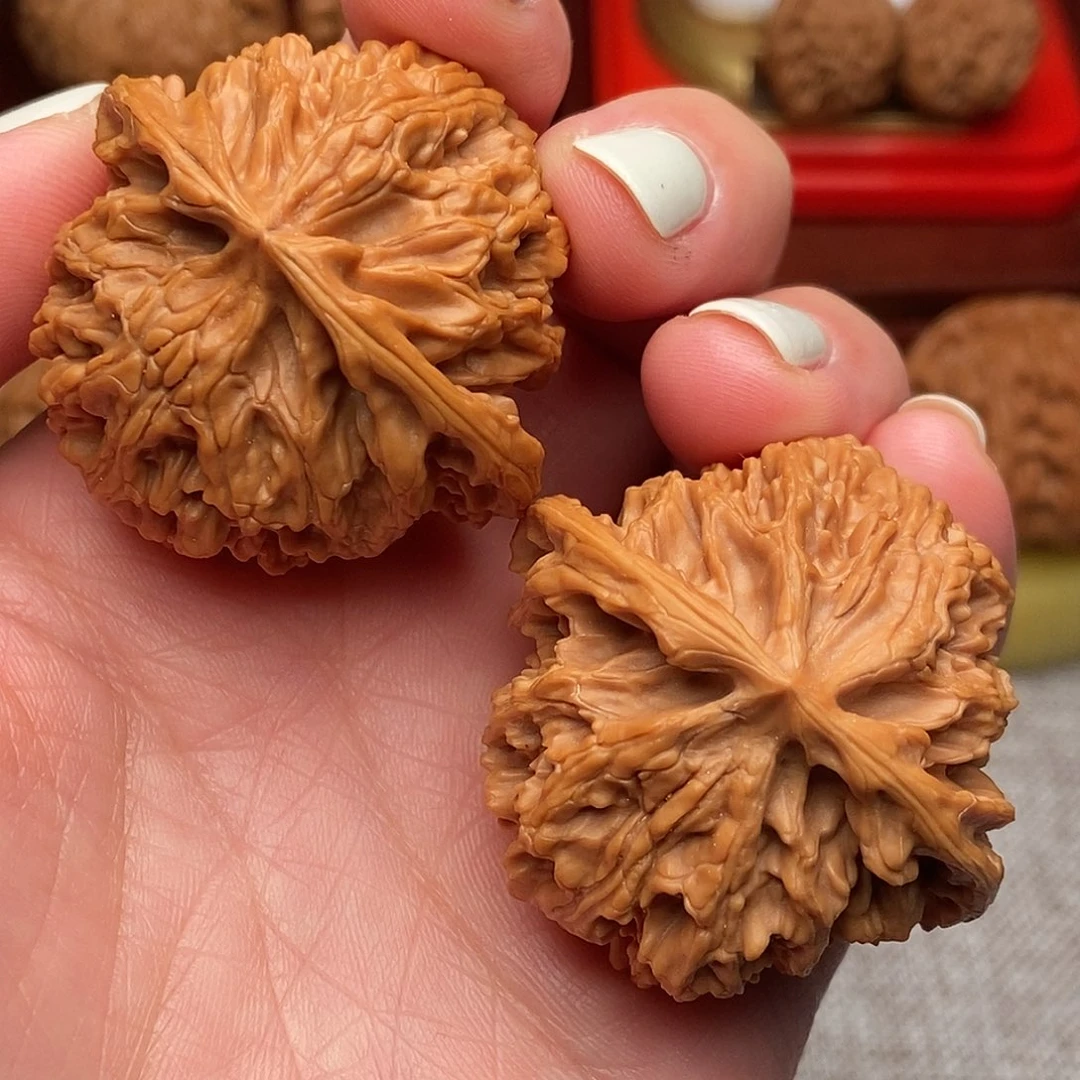 文玩核桃把件苹果园42