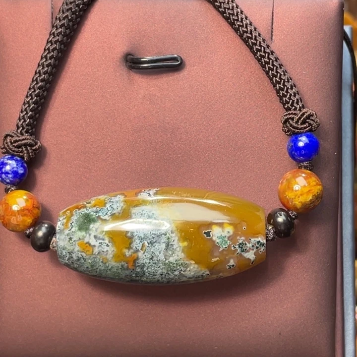 玛瑙/玉髓未镶嵌珠宝奇石品质天然红油水草550