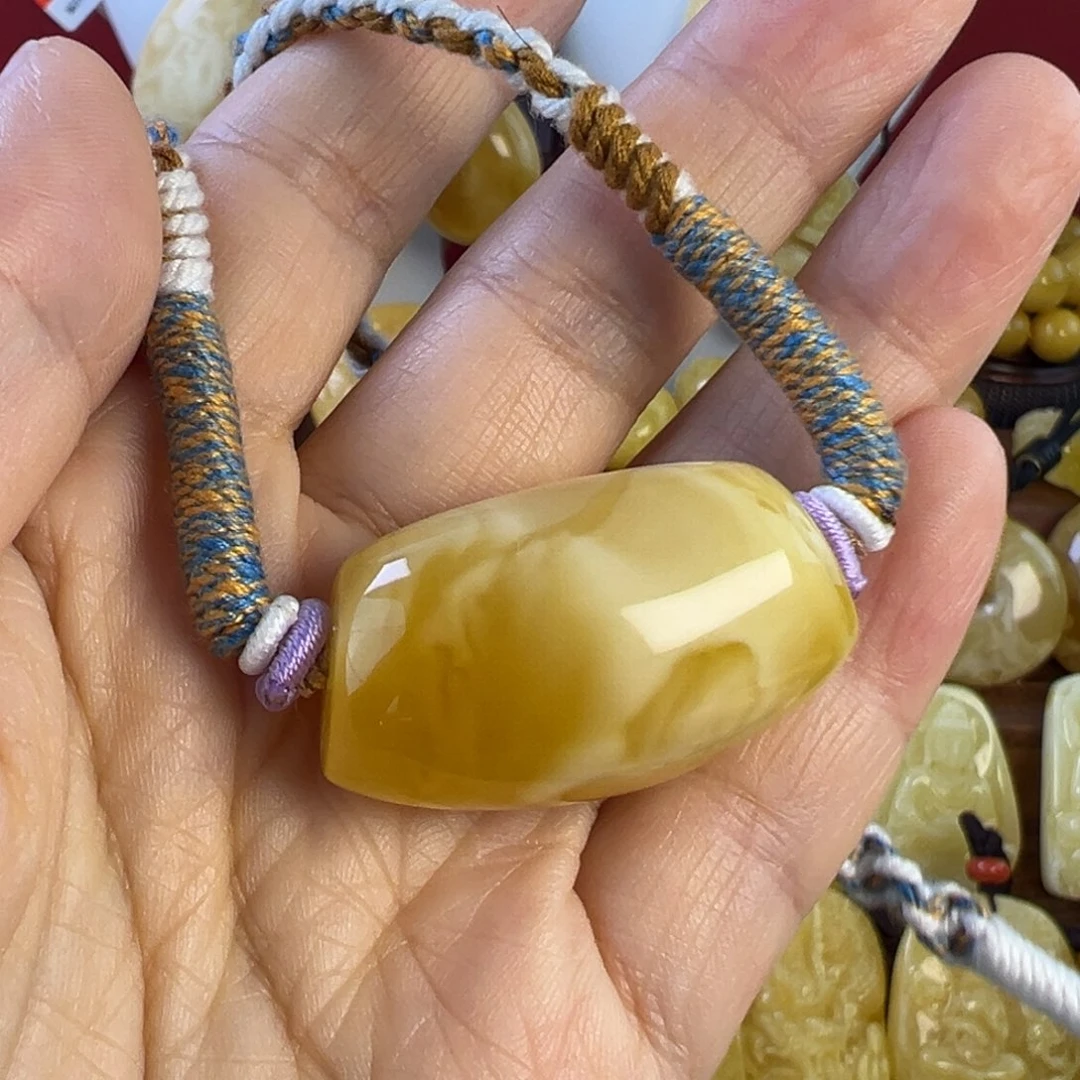 蜜蜡项链未镶嵌锁骨