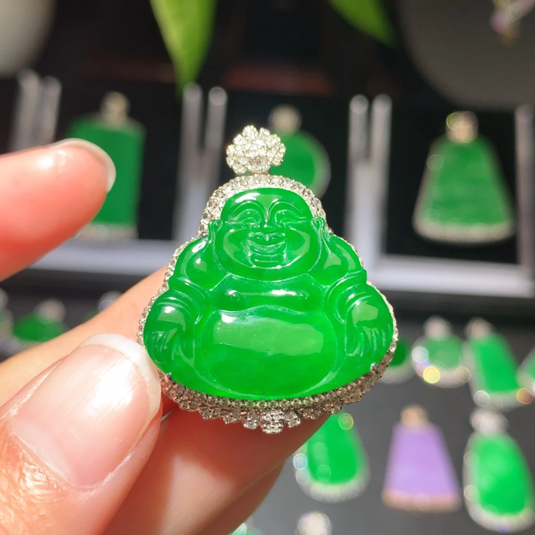 翡翠颈饰18K金镶嵌翡翠