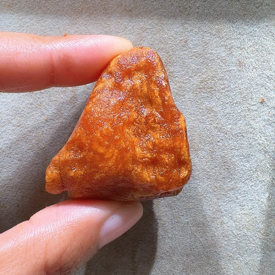 定制琥珀未镶嵌定制