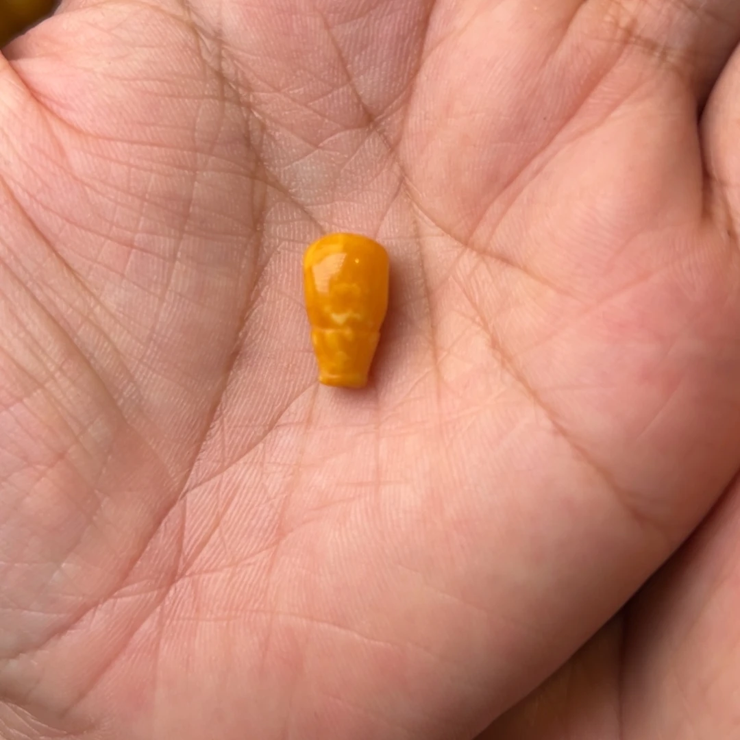蜜蜡未镶嵌吊坠(不含链)