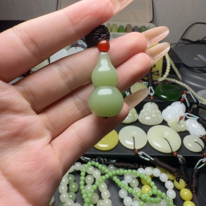 新疆老料且末蓝葫芦吊坠