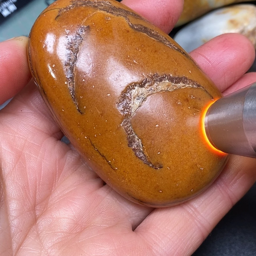 和田玉未镶嵌珠宝奇石