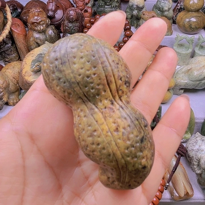 岫岩河磨玉（透闪石质玉）未镶嵌把件细*