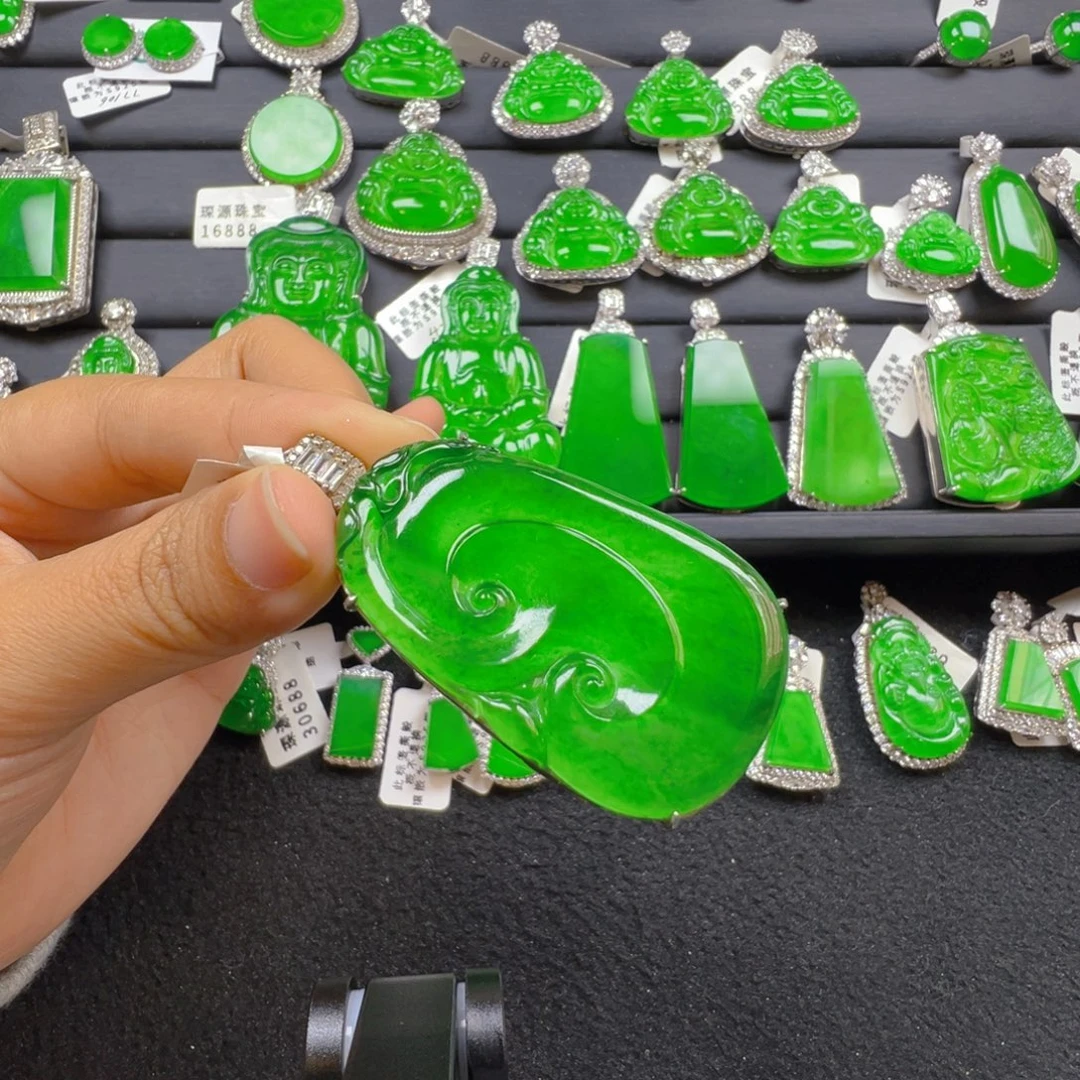 翡翠银S925镶嵌颈饰