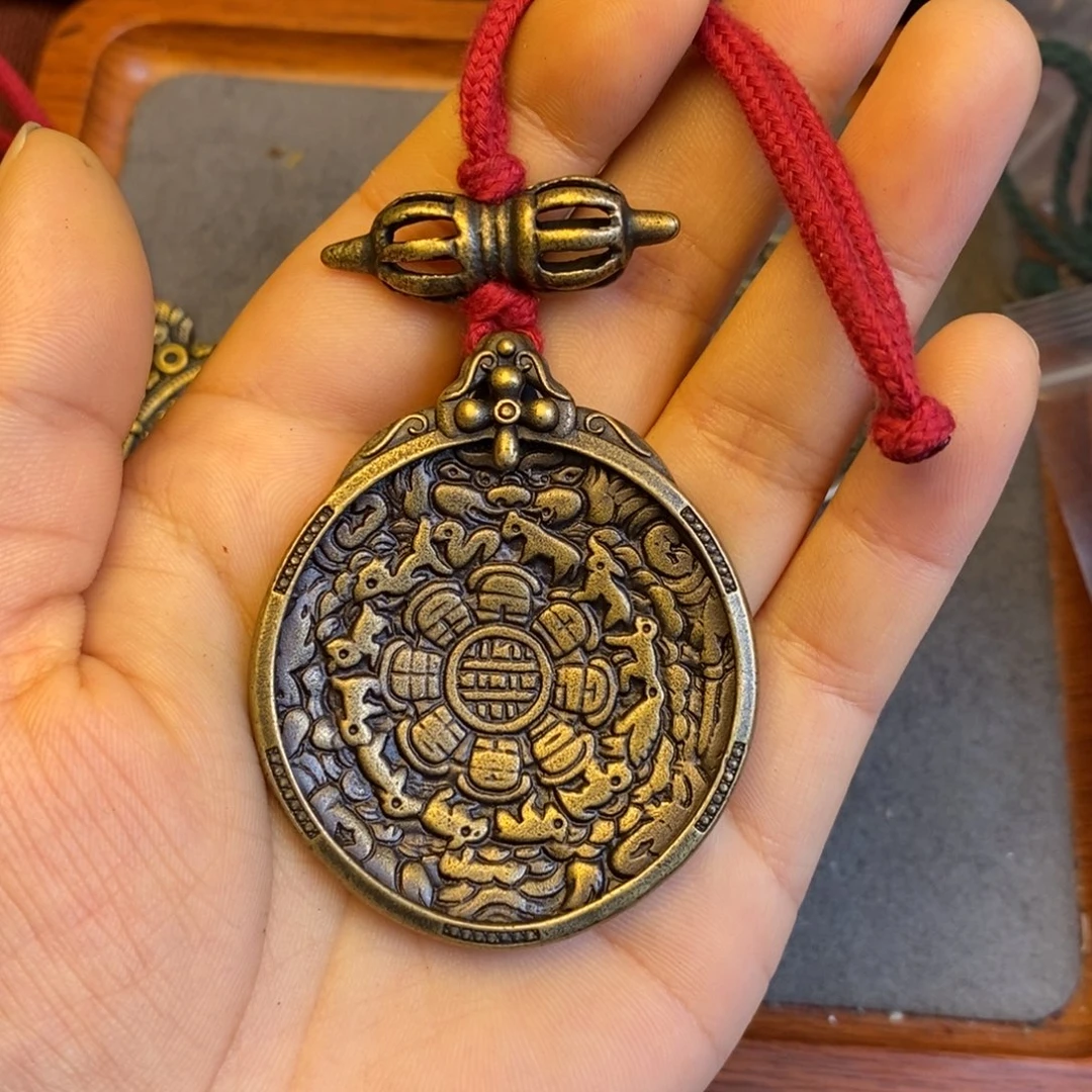 【闪购商品】泥塑詹*欣藏传牌子……