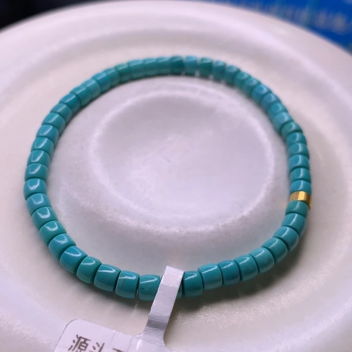 绿松石配饰未镶嵌碧***?