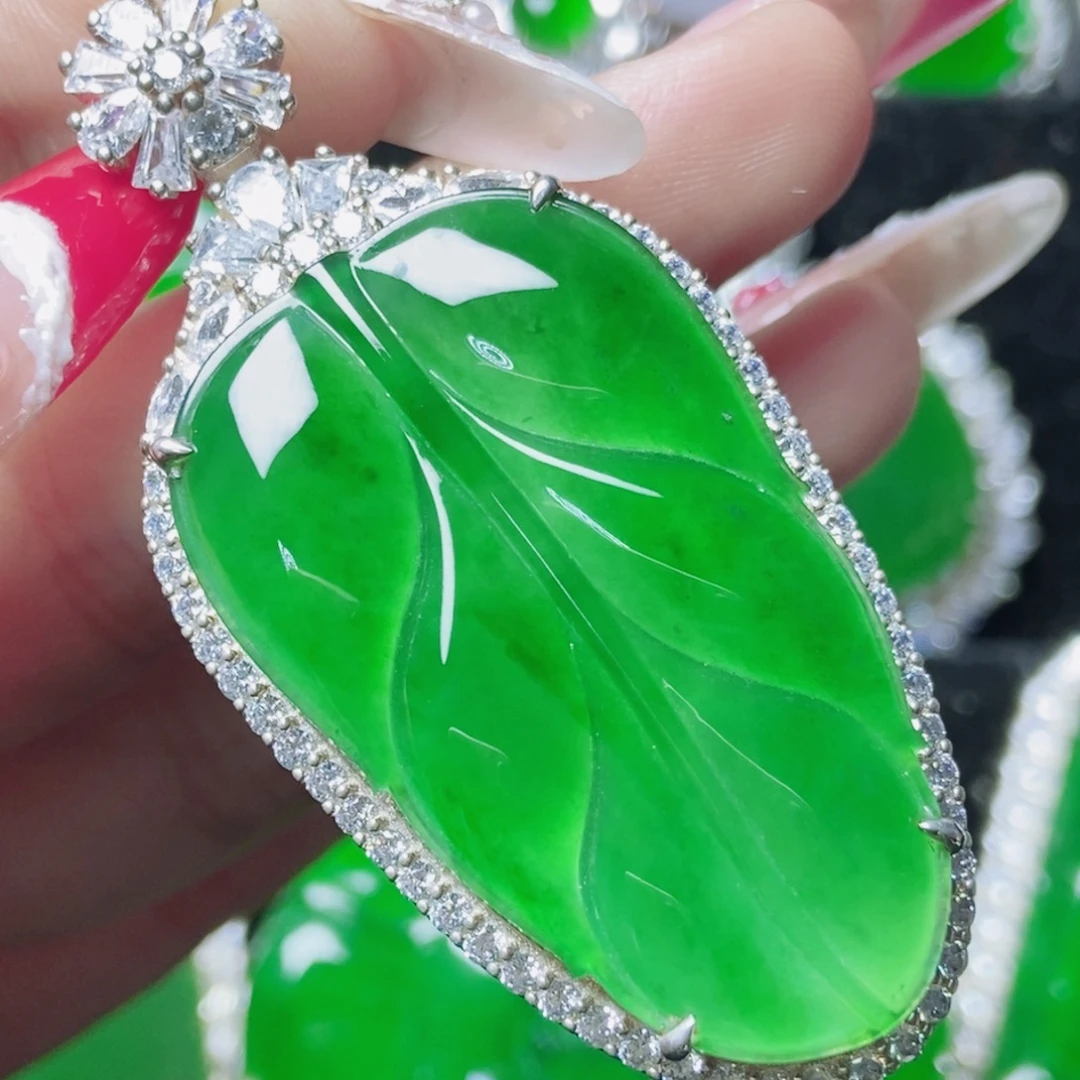 翡翠银S925镶嵌颈饰