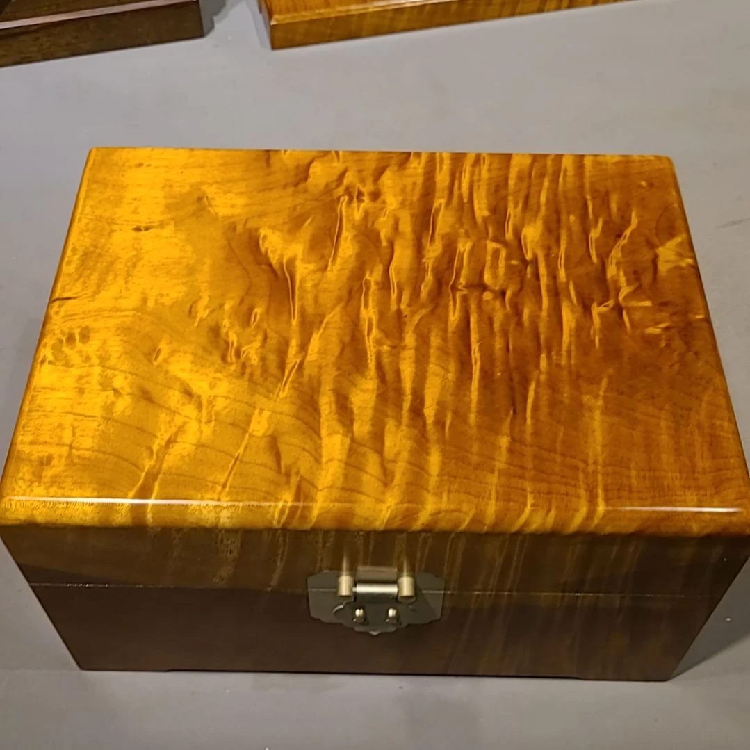 楠***。金丝楠28-20-16小叶桢楠金丝楠首饰盒