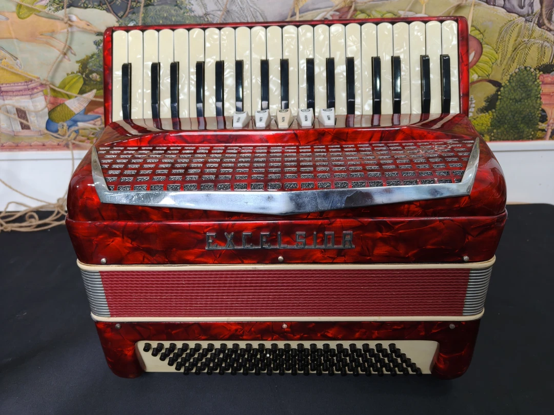 意大利伊克萨西奥 303 手风琴