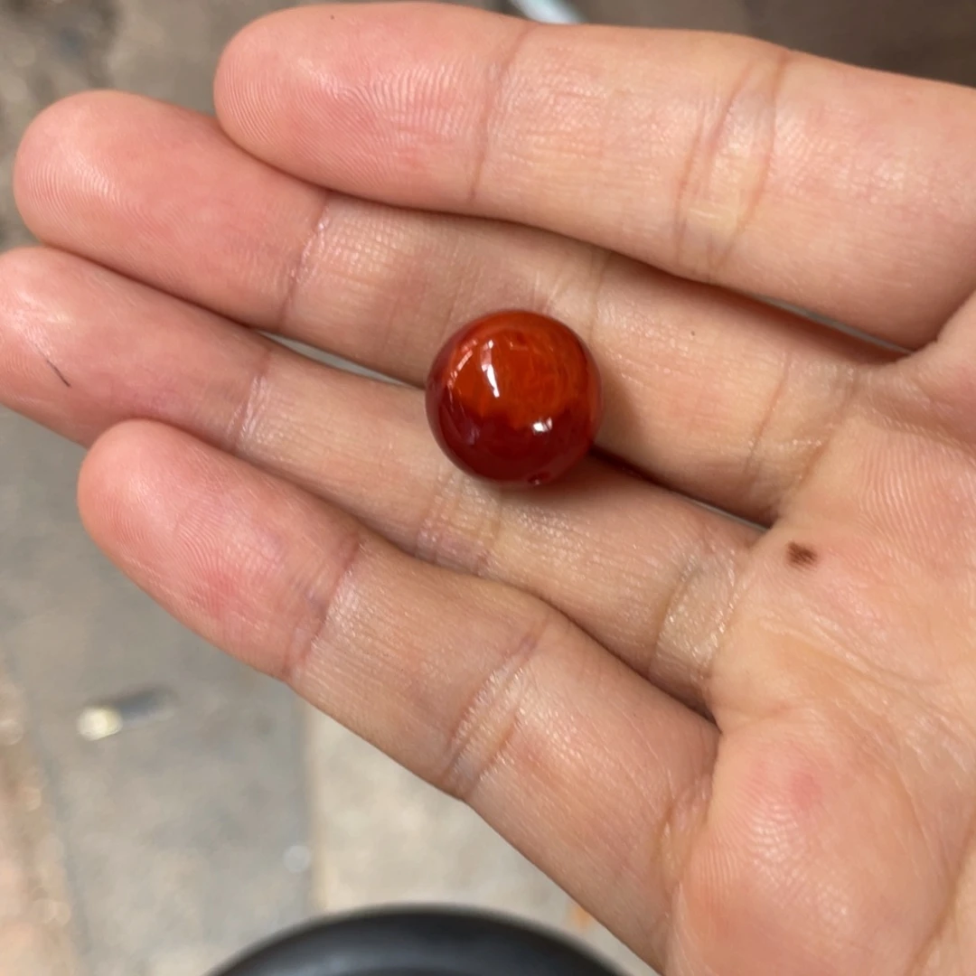 未镶嵌配饰南红玛瑙