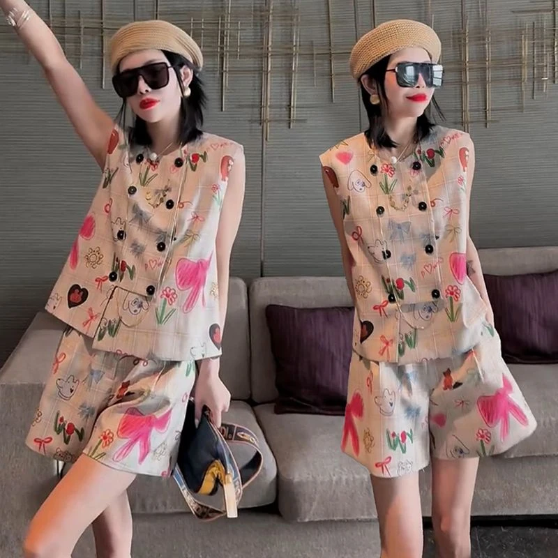 气质减龄时尚小香风套装女夏季新品不规则涂鸦无袖背心短裤两件套