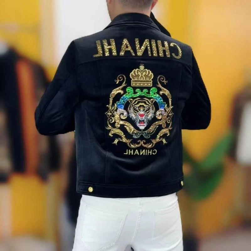 灯芯绒重工虎头刺绣烫钻夹克港风冬款加厚防寒轻奢高街潮流男装