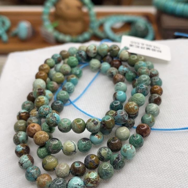 绿松石未镶嵌珠宝